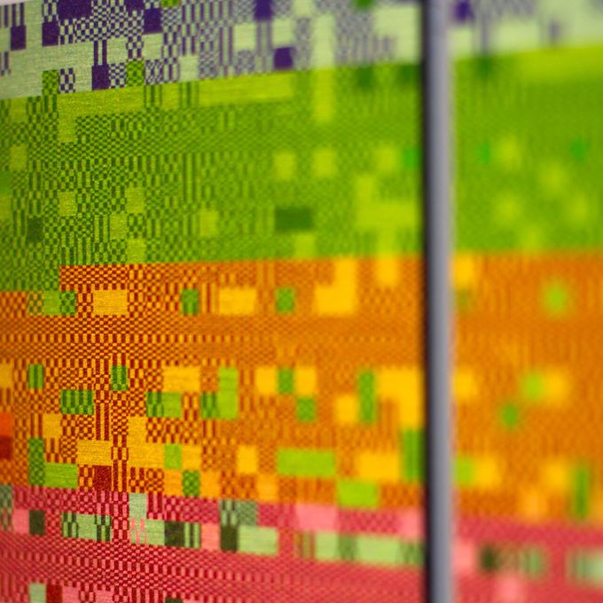 data.set thumbnail